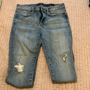 Skinny torn light wash jeans